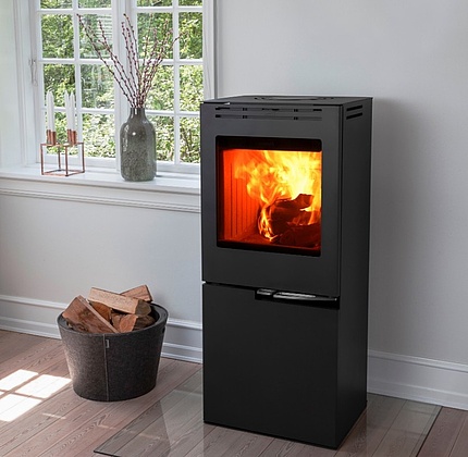 Cubic wood burning stove with pellet function