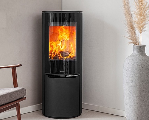 Aduro 22.1 Lux tall and slender wood burning stove
