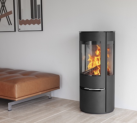 Aduro 22 slender wood burning stove